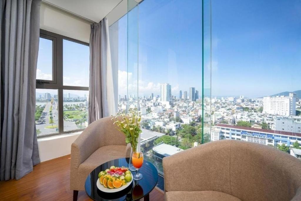 Hotel Gemma & Near Dragon Bridge 4*